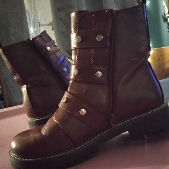 SO - Maroon Combat Boots - Picture 5 of 5